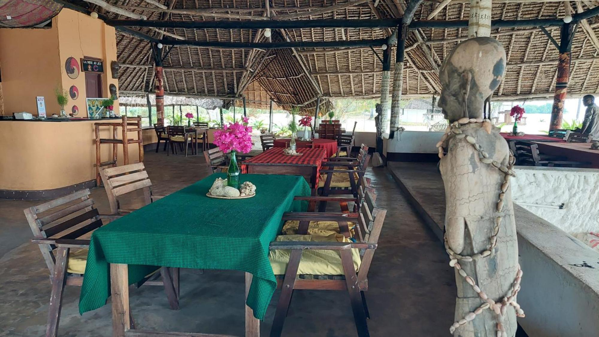 Funky Squids Beach Resort Bagamoyo Exterior photo